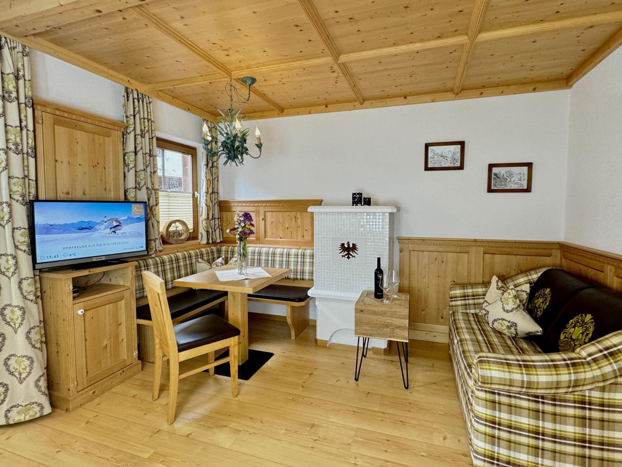 Landhaus Lechthaler Sankt Anton am Arlberg Esterno foto