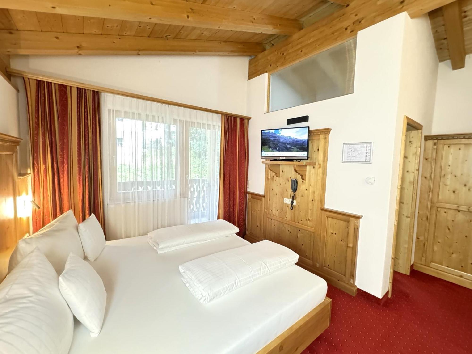 Landhaus Lechthaler Sankt Anton am Arlberg Esterno foto